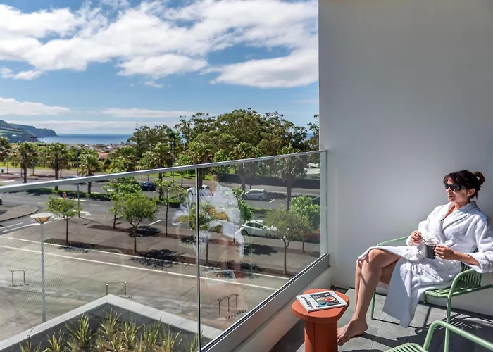 Doubletree By Hilton Azores Lagoa