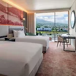 فندق Doubletree By Hilton Azores اجوا