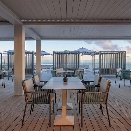 Doubletree By Hilton Azores 5* לאגואה