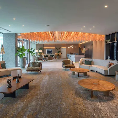 Doubletree By Hilton Azores Lagoa (Azores)