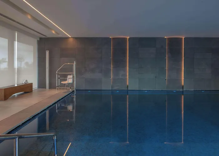 Отель Doubletree By Hilton Azores Лагоа