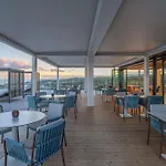 فندق Doubletree By Hilton Azores اجوا